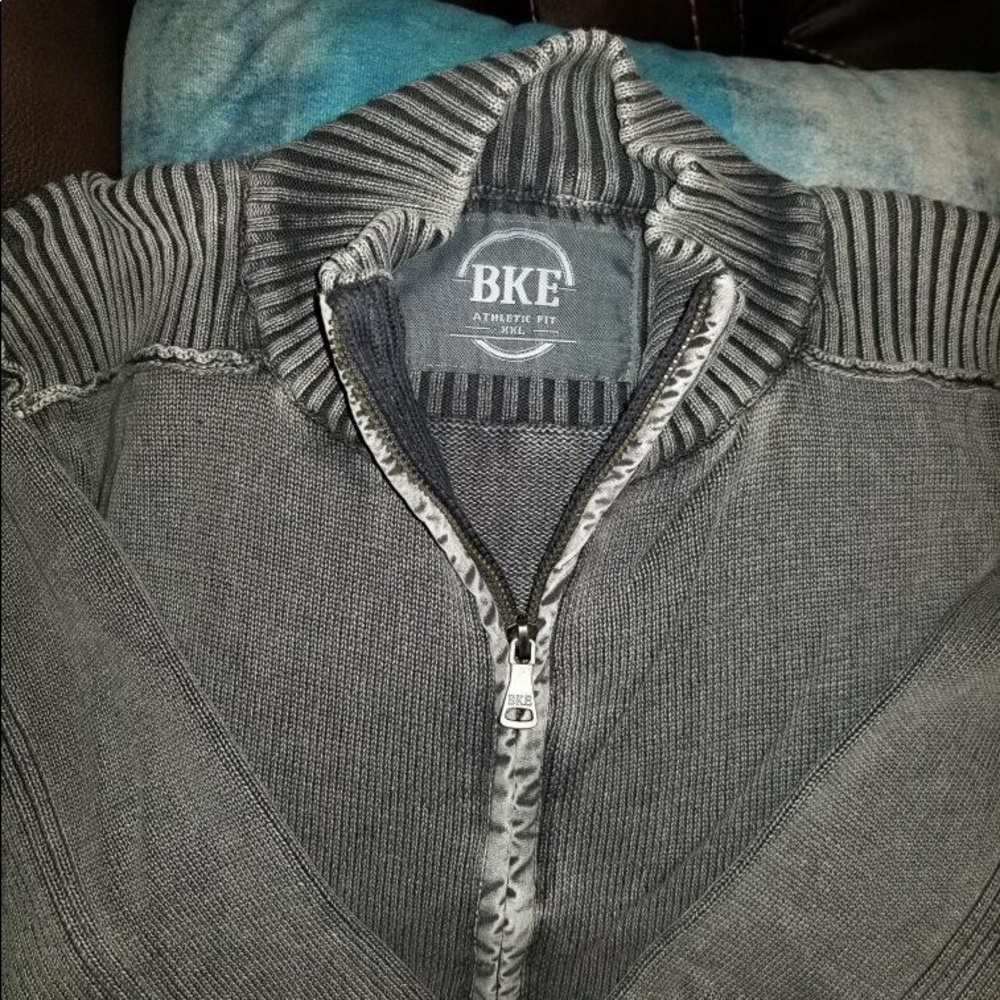 BKE zip up cardigan xxl like new